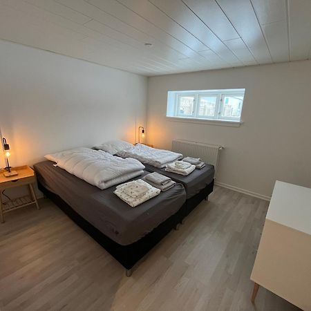 Skon Lejlighed Med Egen Terrasse Og Have Taet Pa Centrum I Skagen Esterno foto