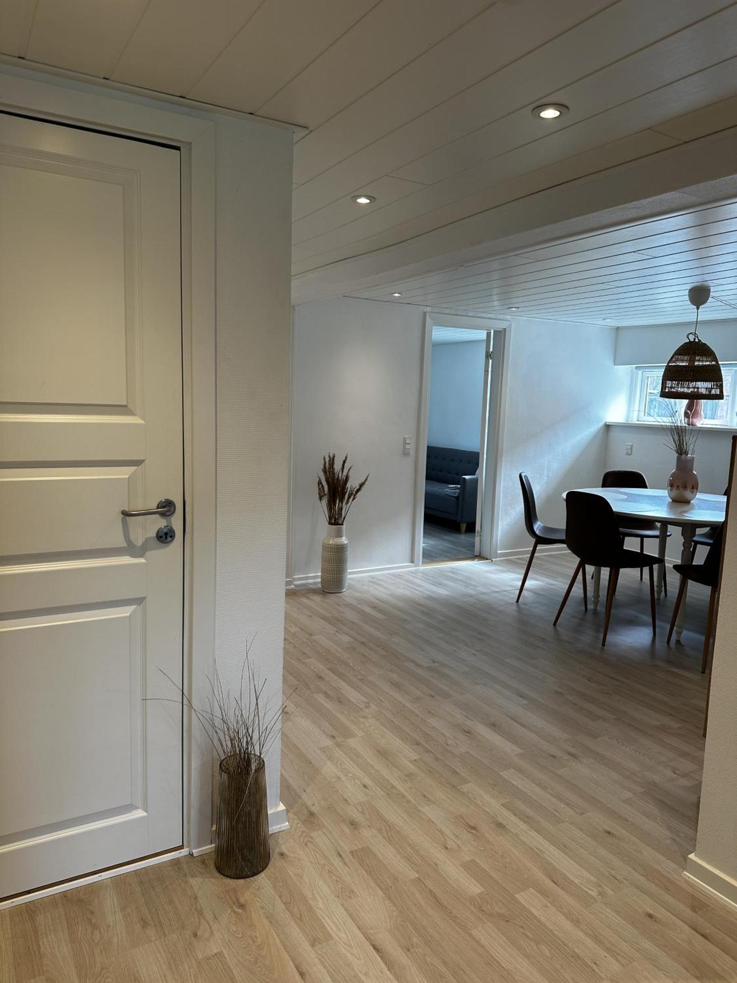 Skon Lejlighed Med Egen Terrasse Og Have Taet Pa Centrum I Skagen Esterno foto